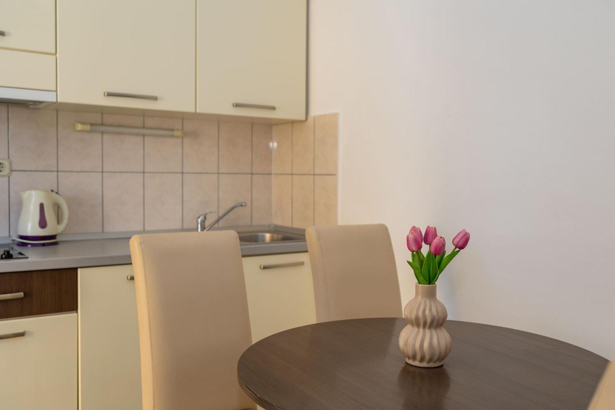 Premium Apartments - Lavica Beach Podstrana Zimmer foto
